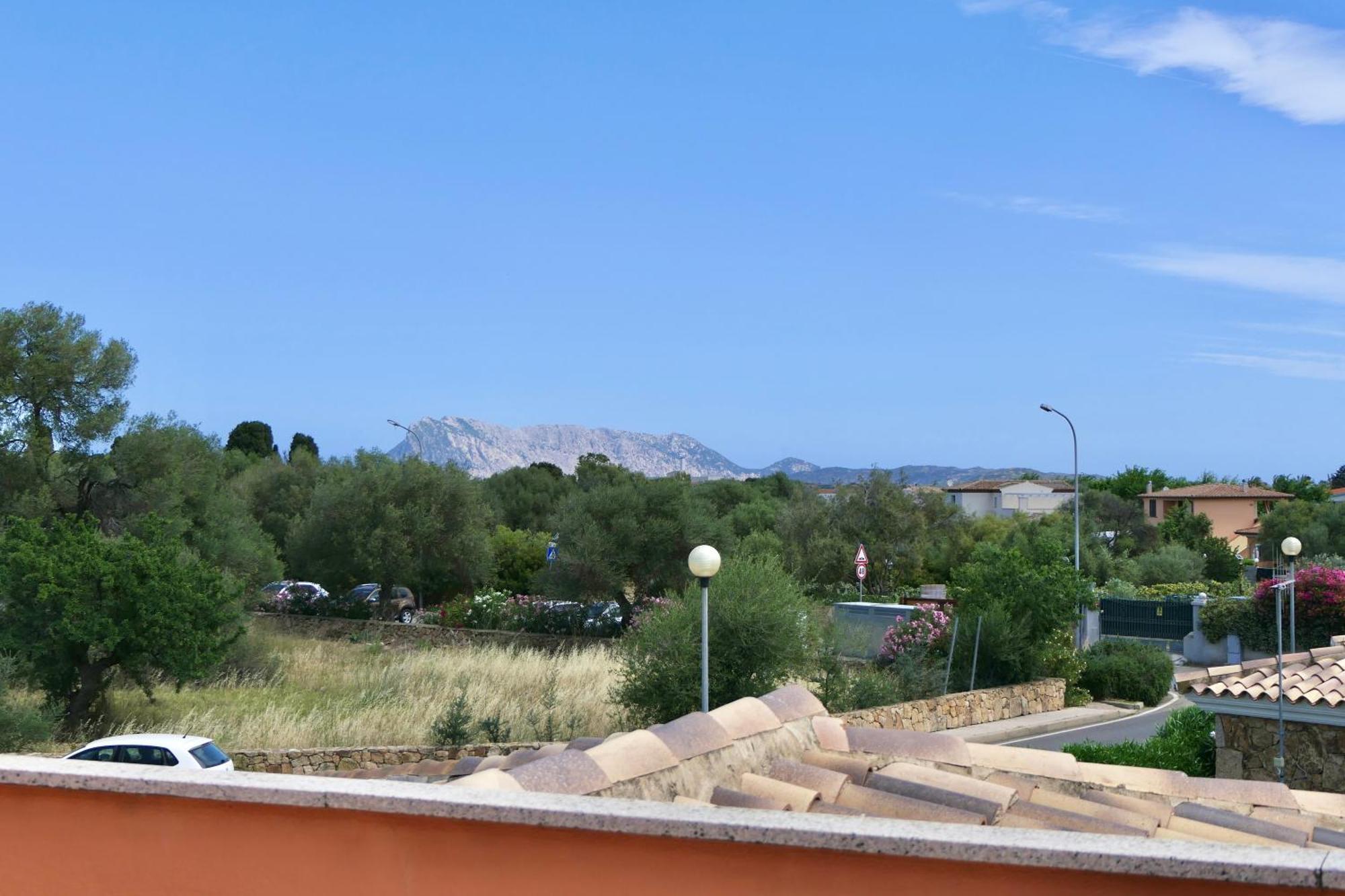 Iss Travel, La Ginestra - 2-Bedroom Apartment With Terrace And View Over Tavolara Island San Teodoro  Exterior photo